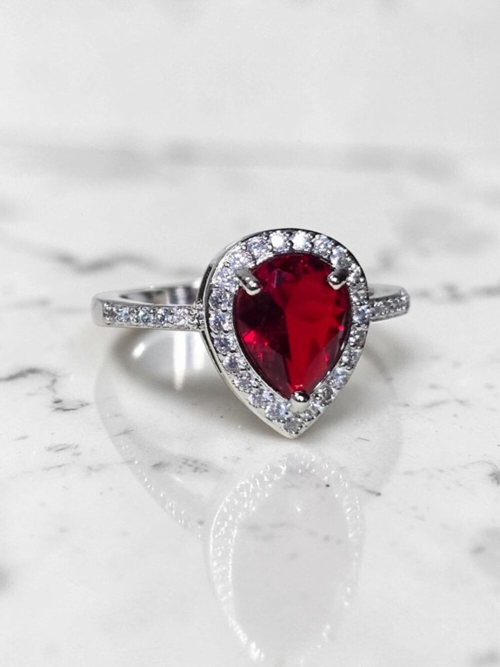 Ruby Red Pear Shaped Teardrop Cubic Zirconia Gemstone Halo Ring Size 7 NWT